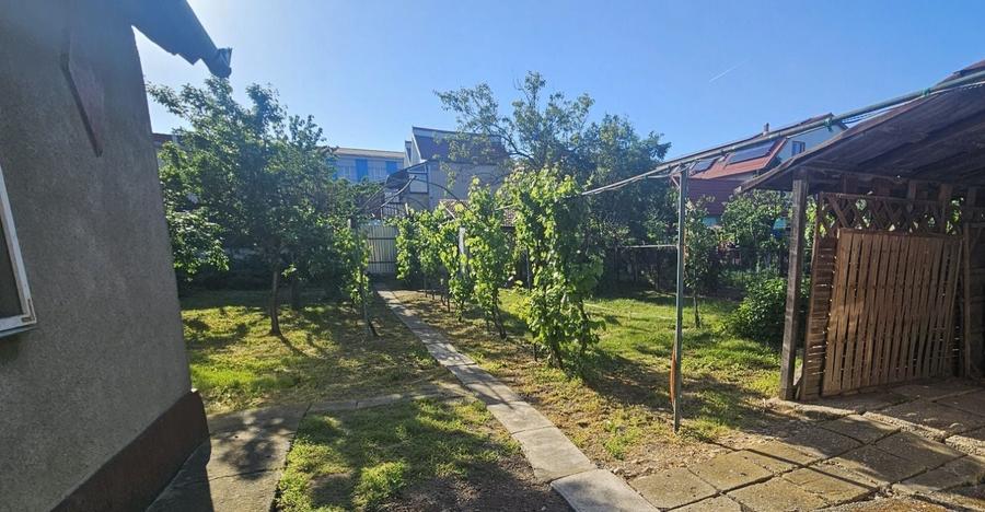 Casă cu 4 camere în Pârneava