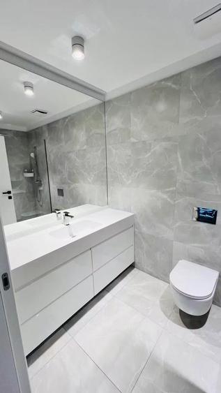 Apartament cu 3 camere semidecomandat în Cotroceni