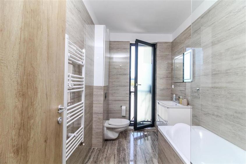 Apartament cu 2 camere semidecomandat, mobilat în Zorilor