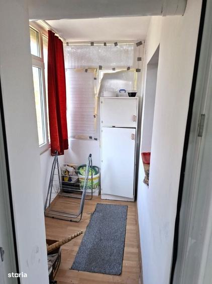 Apartament cu 3 camere decomandat în Unirii Sud