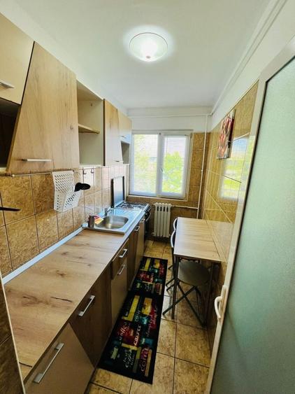 Apartament cu 2 camere semidecomandat în Tomis Nord