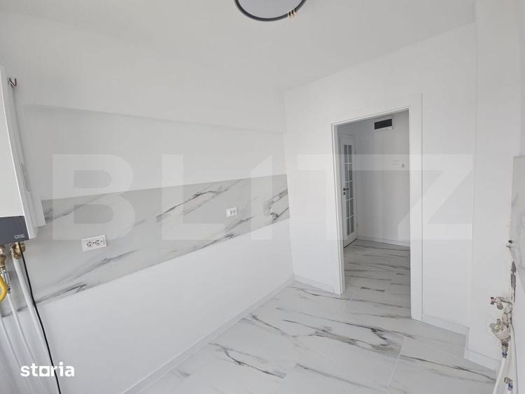 Apartament cu 3 camere în Podu Roș