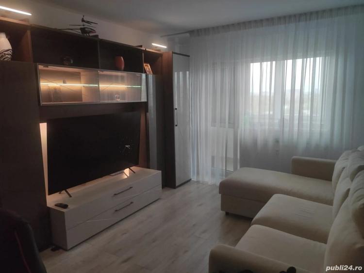Apartament cu 3 camere decomandat în Pantelimon