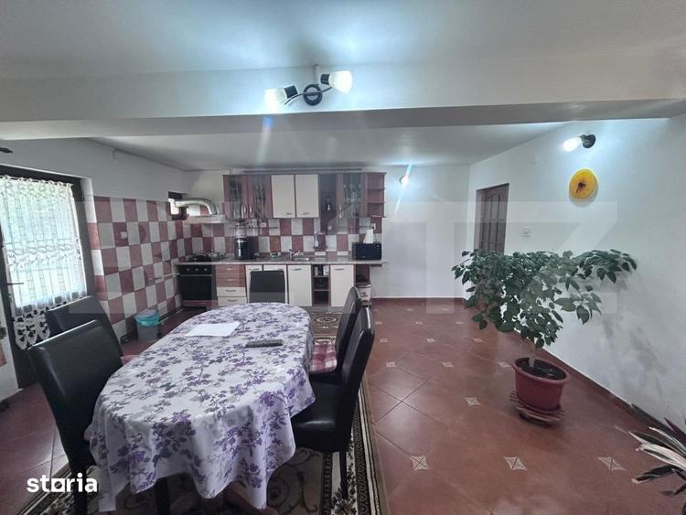 Casă cu 5 camere cu Teren 1000 Mp în Primăverii