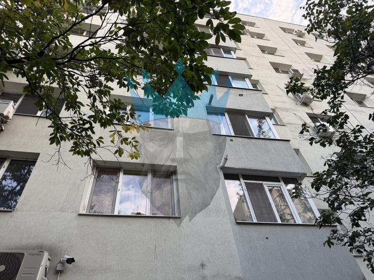 Apartament cu 2 camere decomandat, mobilat în Titan