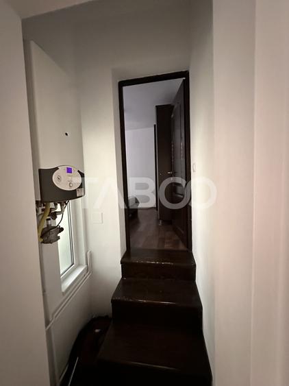 Apartament cu 5 camere semidecomandat, mobilat în Lazaret