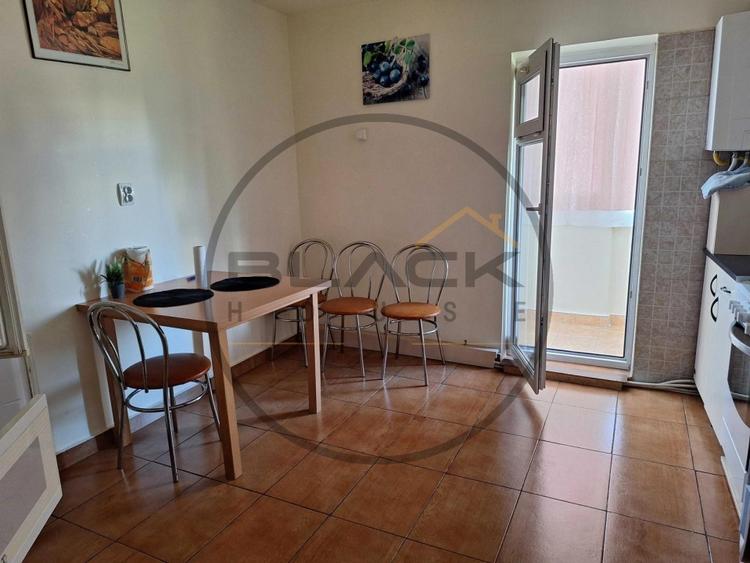 Apartament cu 2 camere decomandat, mobilat în Zorilor