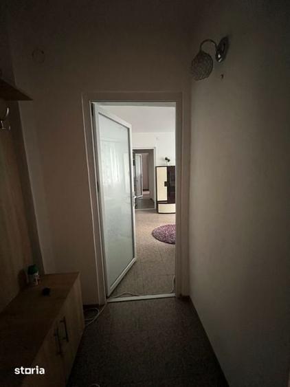 Inchiriez apartament 2 camere, zona 9 mai - 4