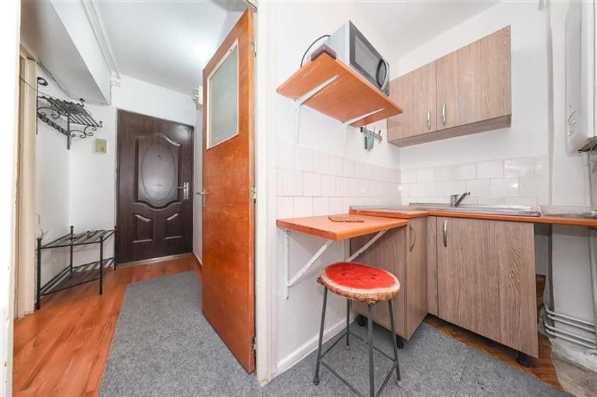 Inchiriez garsoniera decomandata si insorita - 11