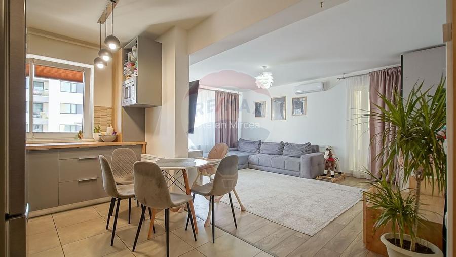 Apartament cu 2 camere si boxa de vanzare la Top City in Tractorul Apartament cu 2 camere si boxa de vanzare la Top City in Tractorul