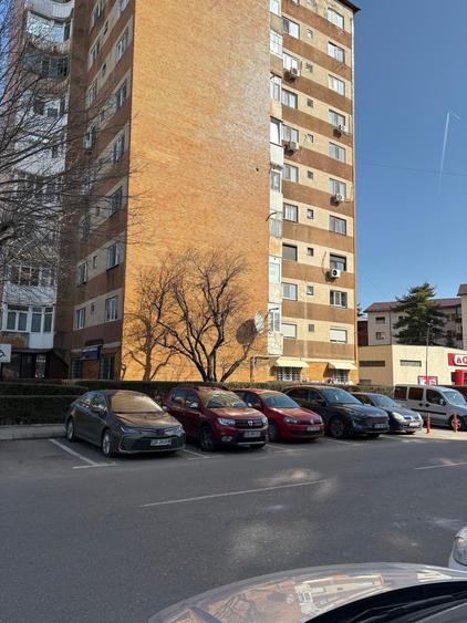 Apartament cu 3 camere de vanzare Targoviste  langa parcul Chindia - 1