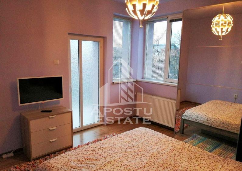 Casa de inchiriat, curte proprie si loc de parcare, zona ... - 2