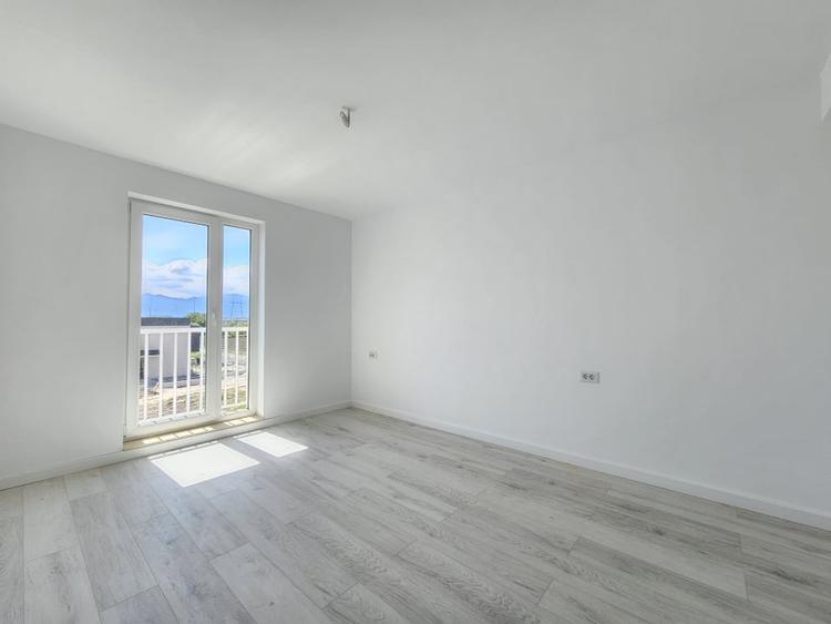 Apartament cu 3 camere tip penthouse, zona Primaverii, Sanpetru - 5