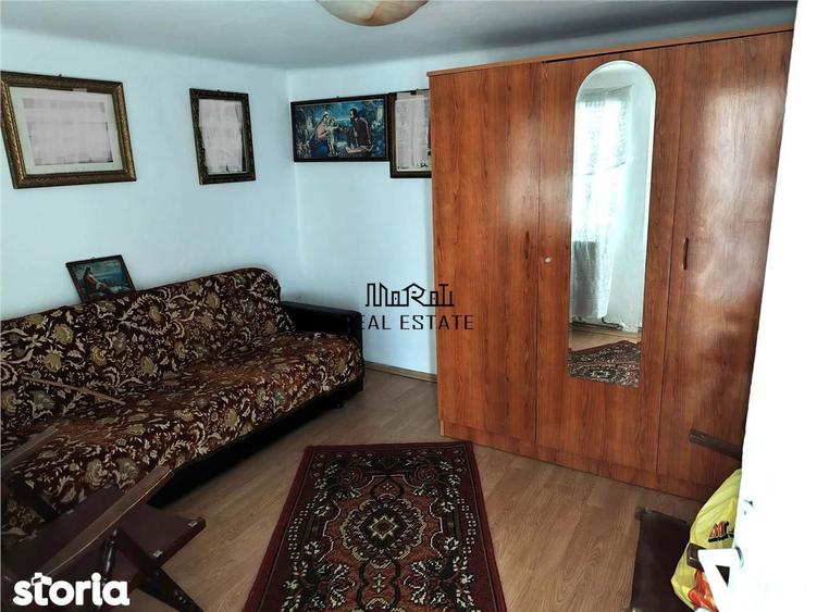 Proprietate spatioasa de vanzare in Gaesti, Dambovita - ideala pentru - 12