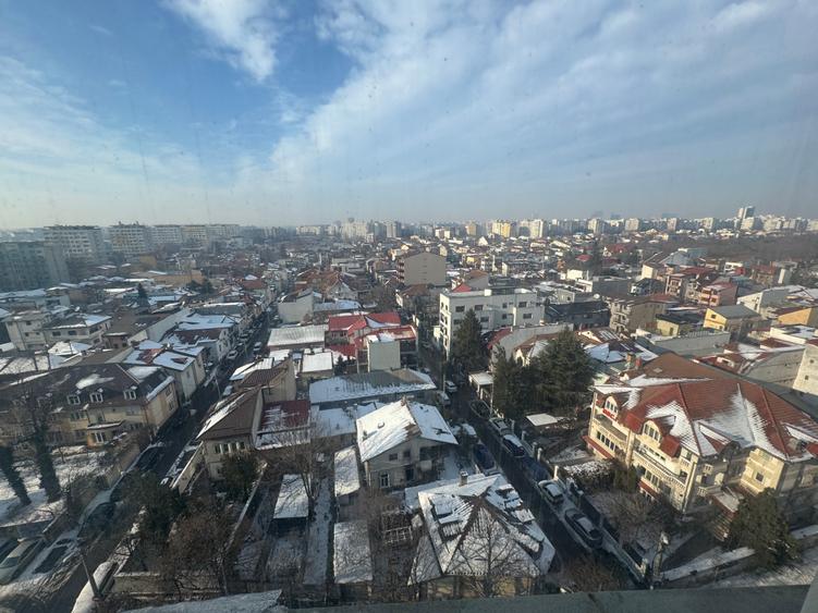 Apartament 3 camere decomandat zona Banu Manta | Titulescu - 10