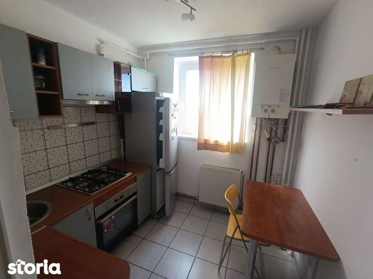 Proprietar - inchiriez apartament cu 2 camere ,Gheorghe Lazar - 7
