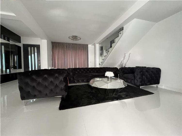 RECO Vila cu piscina interiora  - Dealuri  Oradea - 2