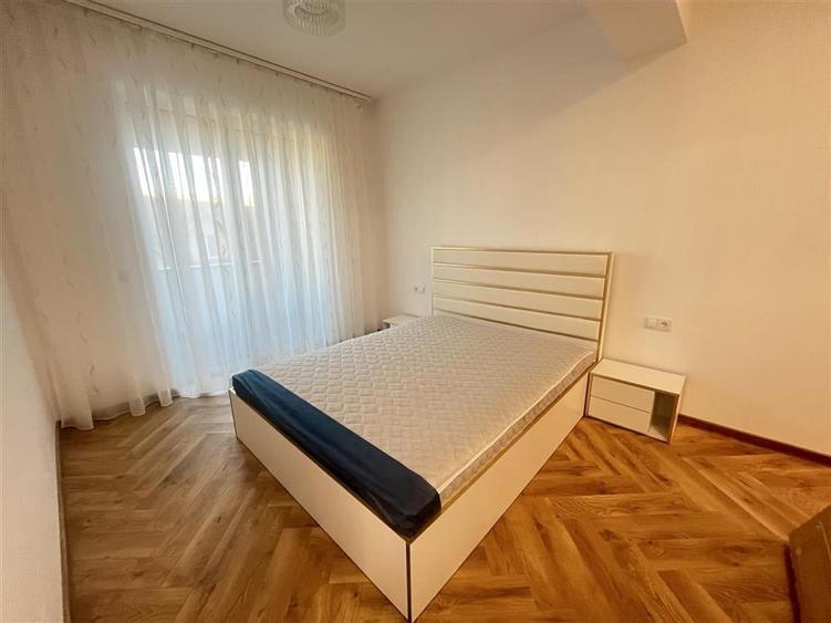 Apartament NOU 3 camere 2 bai terasa si parcare zona Centrala - 9