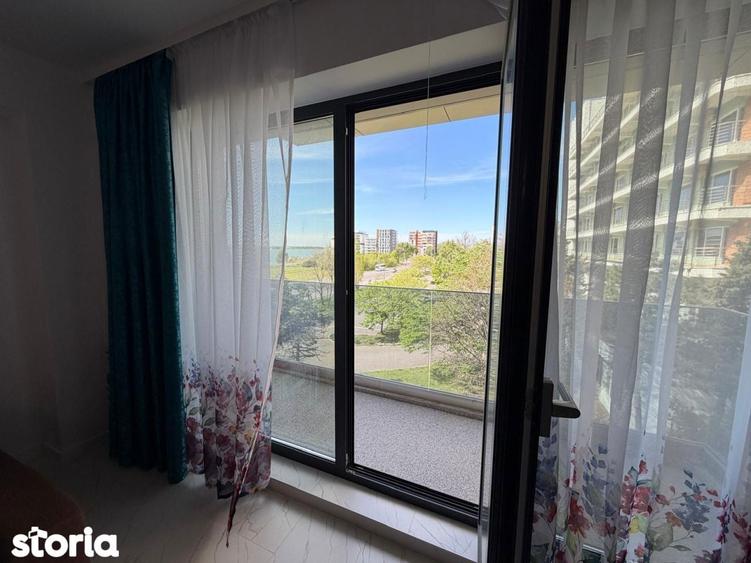 Garsoniera versatila cu vedere lac langa plaja | Luxury Apartments | M - 17
