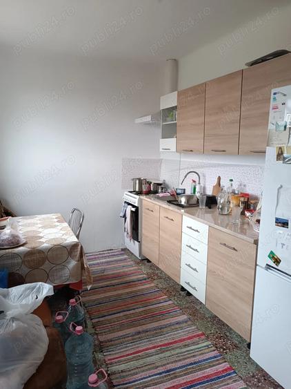 Casa de vanzare cu teren generos - 3