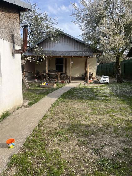 Vand casa 4 camere - 8