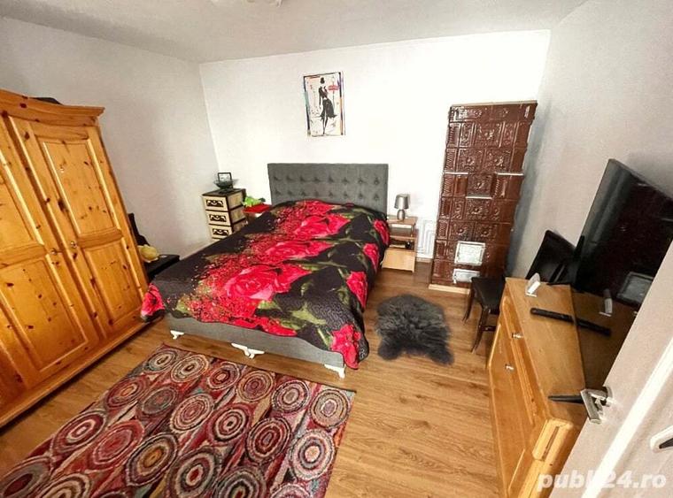 Vand Casa zona Zamora-Busteni cu vedere la mun?ii Bucegi ?i Crucea Caraiman. - 9