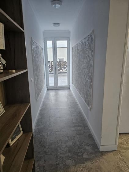 Inchiriez penthouse cu 3 camere,2 bai, 2 terase mari, bucatarie openspace - 3