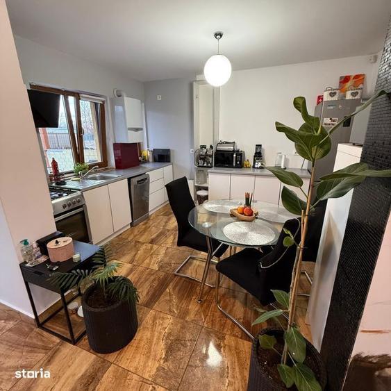 Vanzare - Parte Duplex, suprafata utila 93 mp - 2