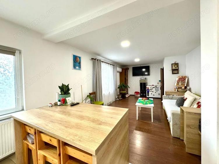 Casa individuala mobilata -655 mp teren - 4 camere |Sanmihaiu Roman| - 2