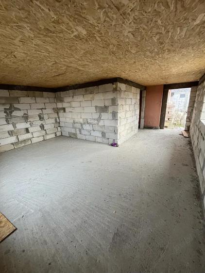 vand casa construita in anul 2025 - 2