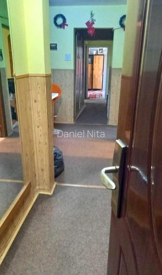 CENTRU- UMF-apartament cu 3 camere