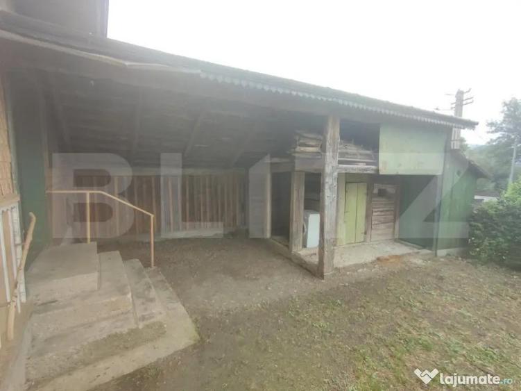 Casa 4 camere, 2610 mp teren, zona Solca, Radauti - 5