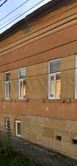 Casa interbelica deosebita, zona centrala Dej – 324 mp, curte 600 mp, fantana - 19