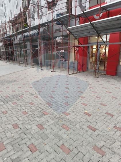 Spațiu comercial ultracentral de închiriat – Piața Unirii, Giurgiu - 1