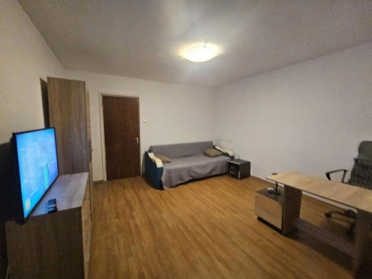 Garsoniera de inchiriat sector 3 , Parc Titan - 5