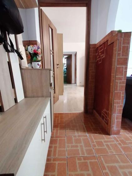 Vanzare apartament 2 camere - 1