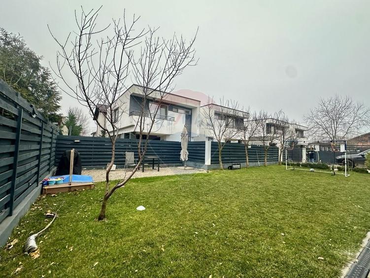 Vila de vanzare - Tunari - 24