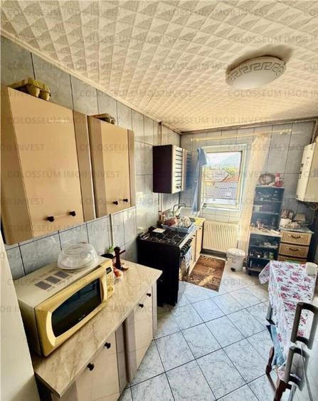 Apartament 2 camere, semidecomandat - zona Bartolomeu - 11