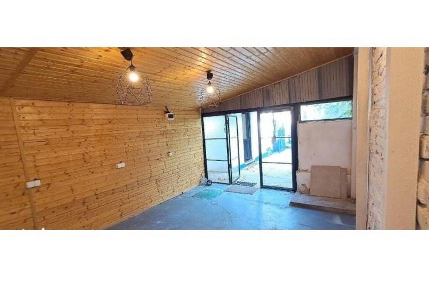 1 Mai Domenii - casa, 4 camere, curte, multiple dependinte, parcare - 8