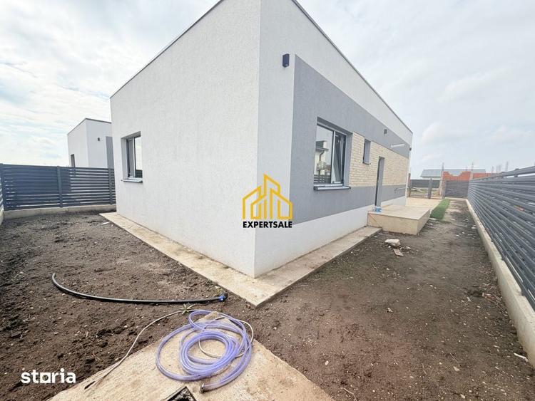 CASA CLINCENI INDIVIDUALA/330 MP TEREN/ MODERN - 11