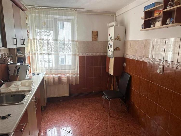 Buftea, apartament 3 camere, centrala proprie - 4