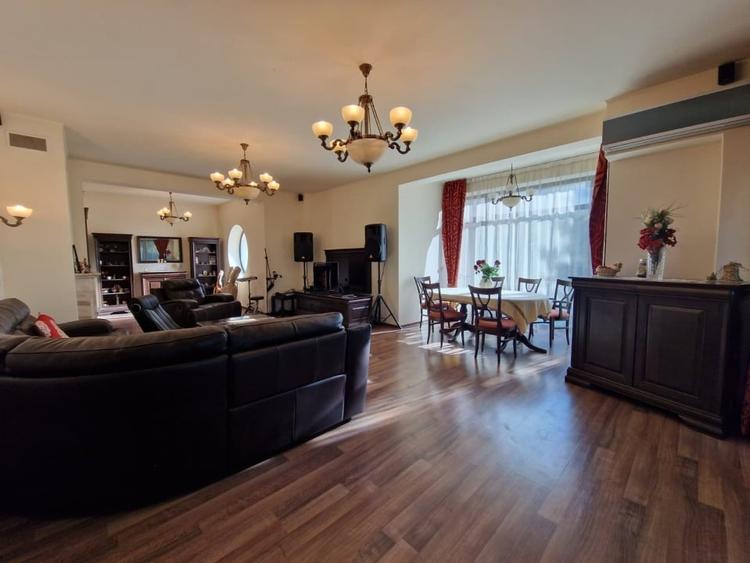 De vanzare! Vila (D+P+1E+2R) cu terasa panoramica in Mogosoaia - 10