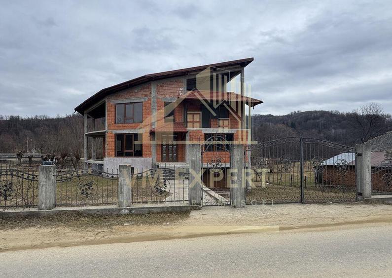 VILA 7 CAMERE TEREN 1654 MP BUGHEA DE JOS ARGES - 4