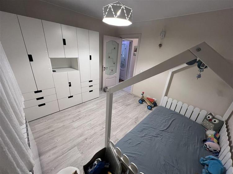 Ap 4 camere,renovat,3 AC, centrala, mobilat si utilat, Petre Liciu - 5