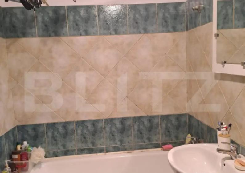 Apartament 2 camere la casa cu curte comuna ?i parcare, G - 3