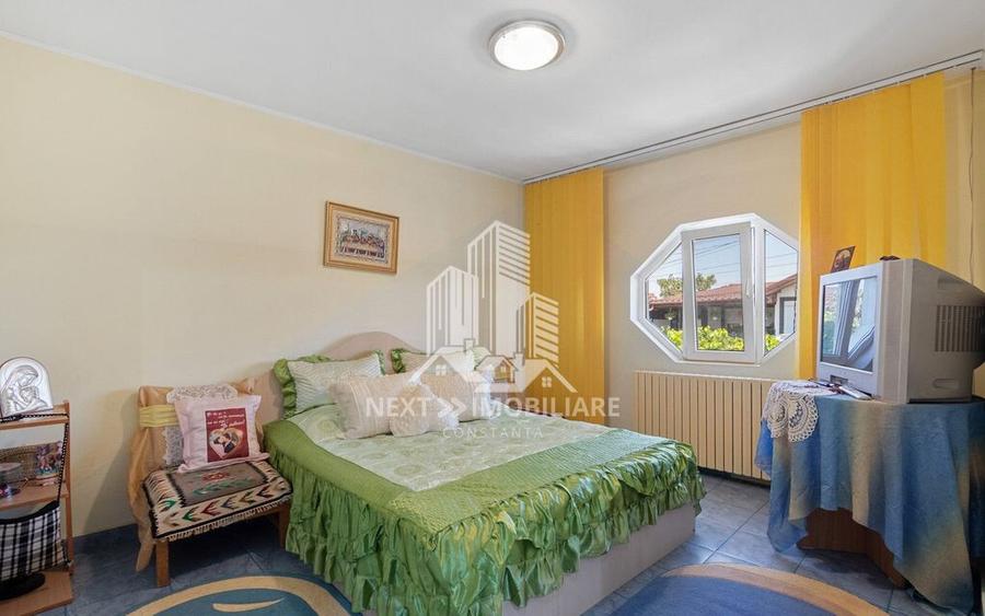 Casa 8 camere Agigea 177mp si teren 332mp - 17