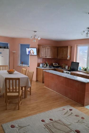 Casa ?i 17500mp teren - 1