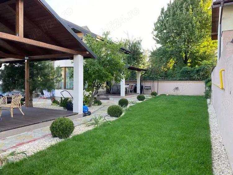 Vand P + 1 intrare Horia - 8