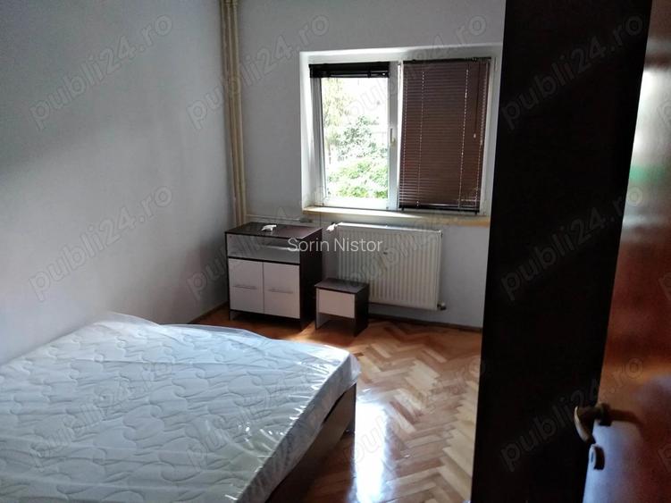 Inchiriez apartament cu 3 camere Inchiriez apartament cu 3 camere