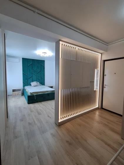 Garsoniera, 32 mp, semidecomandata, centrala, ac, Aparatorii Patriei - 1